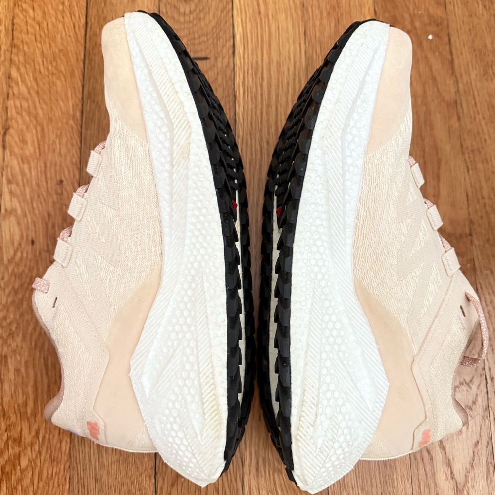 Salomon Women's Beige Pink Athletic Running Shoes - Picture 5 of 6